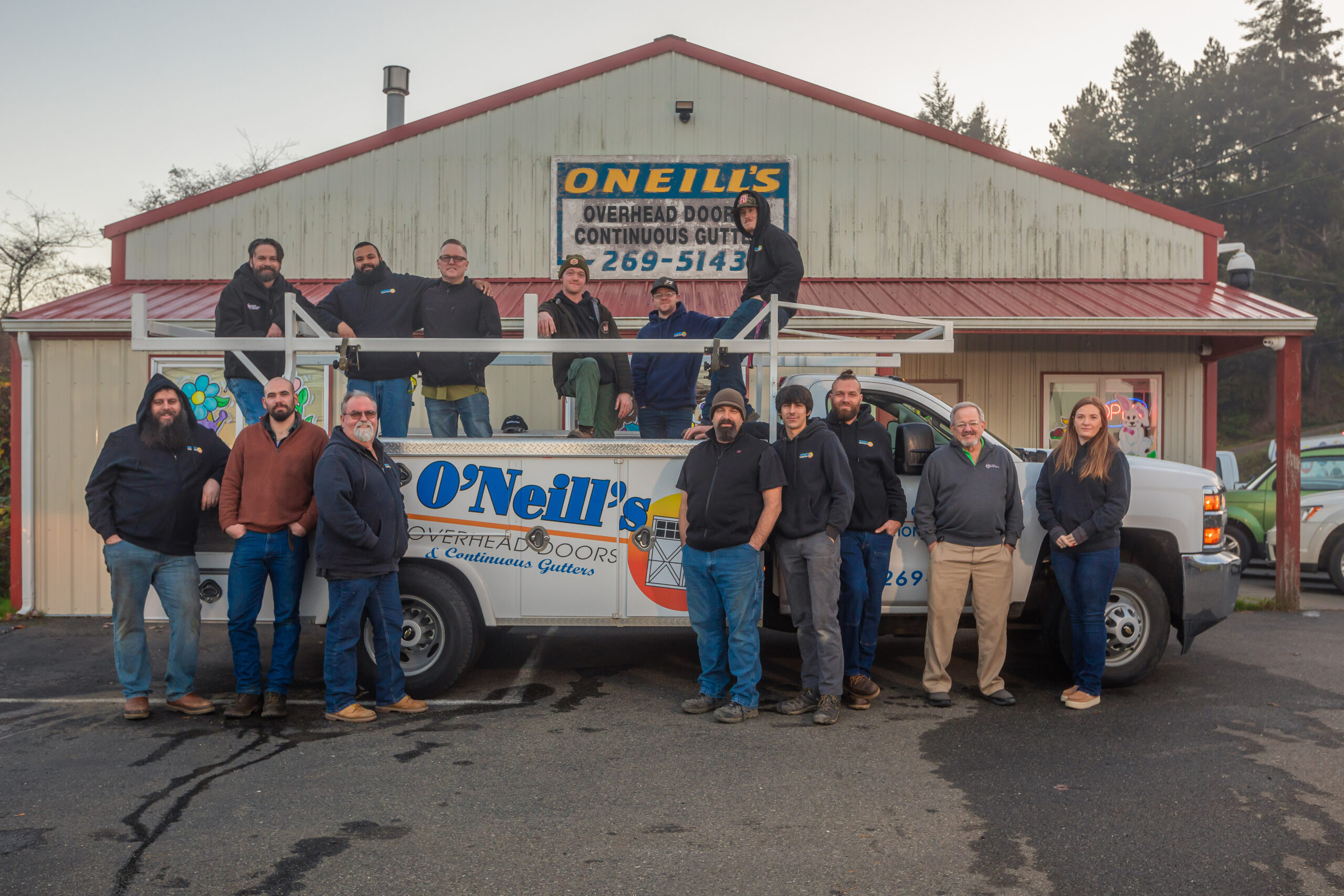 O'Neill's Garage Overhead Doors & Continuous Gutters - Team Group Photo